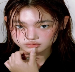 听说今年东亚女生更偏爱“水光妆”了？