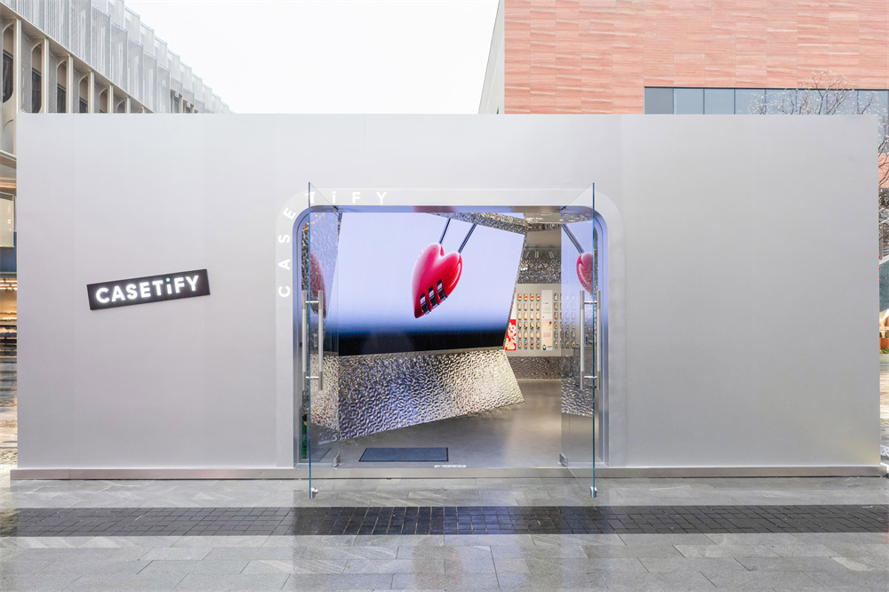CASETiFY 全球品牌 iCON G-DRAGON 主题快闪空间闪耀上海西岸